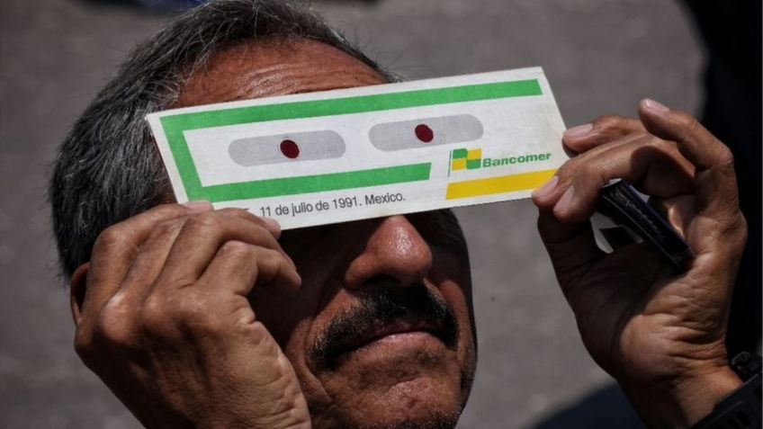 Sergio saca del baúl su visor de 1991 para atestiguar el Eclipse Solar de 2024