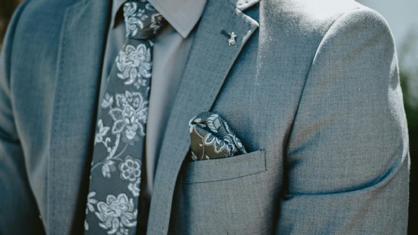 Qué color de corbata usar con un traje gris; triunfa en tus looks más elegantes con este consejo