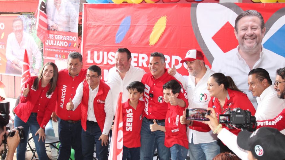 Luis Gerardo Quijano durante un acto de campaña en La Magdalena Contreras.