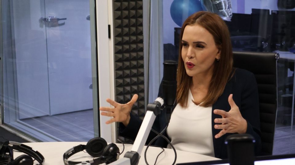 Entrevista a Clara Luz Flores, candidata a diputada federal por el distrito 3 de Escobedo, Nuevo León.