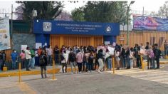 Toman instalaciones de CCH Naucalpan tras muerte de estudiante en enfrentamiento porril