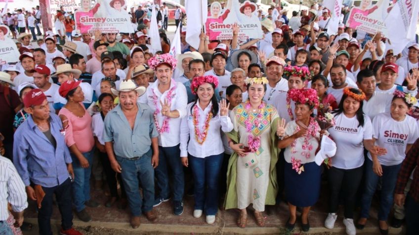 “Aunque unos se quieren colgar, en Hidalgo sólo hay un color para la transformación”: Simey Olvera