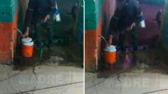 Captan a vendedor de café rellenando sus ollas con agua de la llave: VIDEO