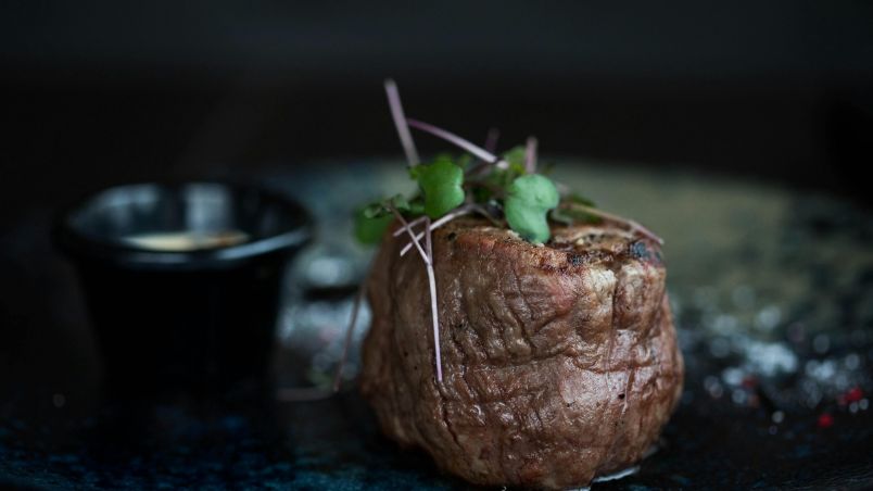 Los chinos tienen el secreto para que la carne siempre quede suave sin importar cómo se cocine