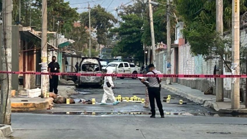 Hallan cadáveres de una mujer y tres hombres en el puerto de Acapulco, Guerrero