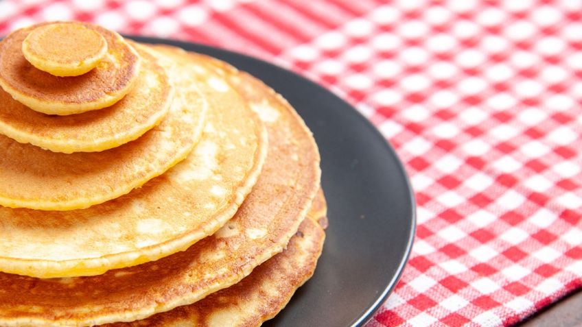 Así puedes hacer hot cakes de avena deliciosos, te ayudarán a ganar más músculo