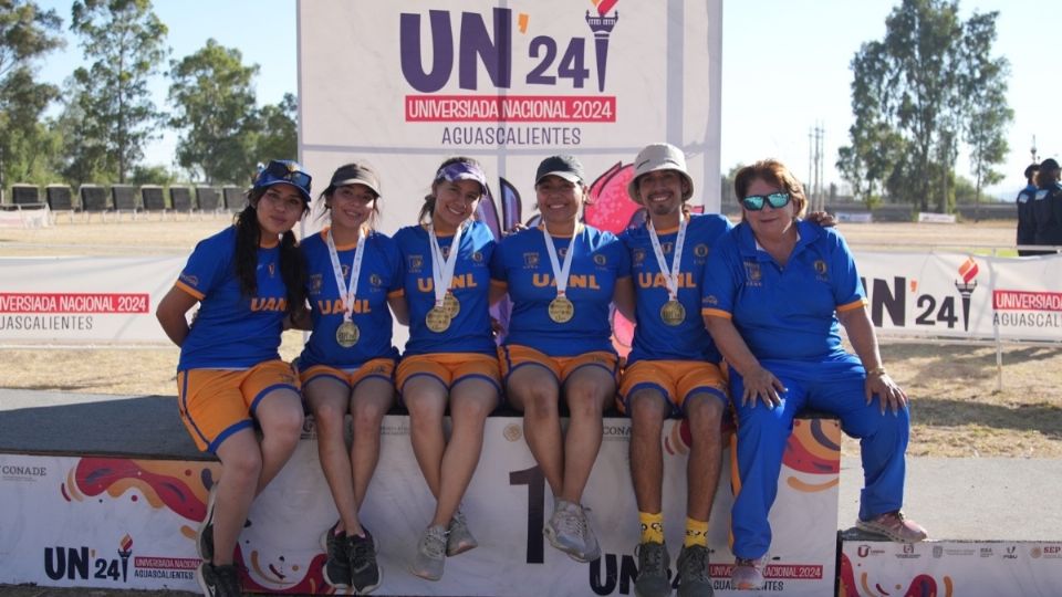 El equipo femenil de Tigres se impuso en la gran final al equipo de la Universidad del Mayab a quienes vencieron 54-46, 45-51, 48-43 y 47-47