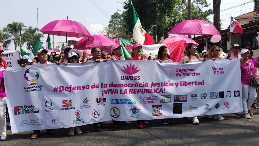 Marea Rosa pinta varias ciudades en Veracruz