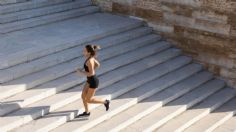 ¿Caminar o subir escaleras?, te revelamos cuál de estas actividades es mejor para la salud