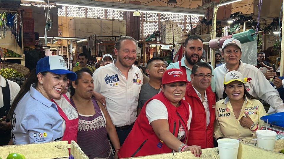 Santiago Taboada, en recorrido por el mercado de La Merced.