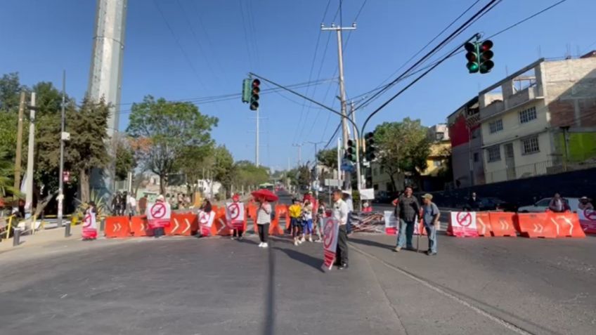 Bloquean avenidas Las Torres y Minas de Arena por obras del Tren Interurbano