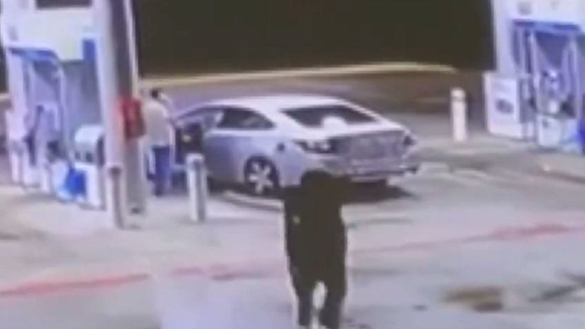 VIDEO: hombre finge asaltar una gasolinera y termina asesinado por un testigo