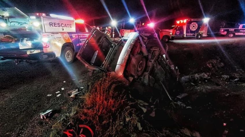 Volcadura de auto en carretera El Marqués deja 4 menores muertos