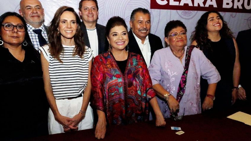 Brugada firma decálogo con sector restaurantero para que continúe como "sector estrella" de la CDMX