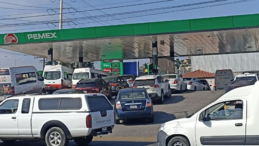 'Compras de pánico' en estaciones de gasolina en Tijuana