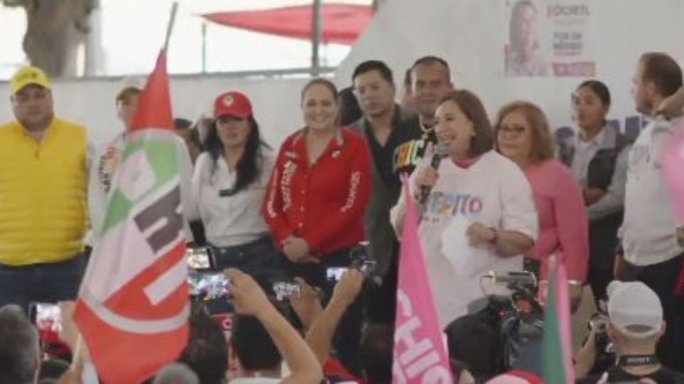 La aspirante presidencial se reunió con comerciantes en Tepito