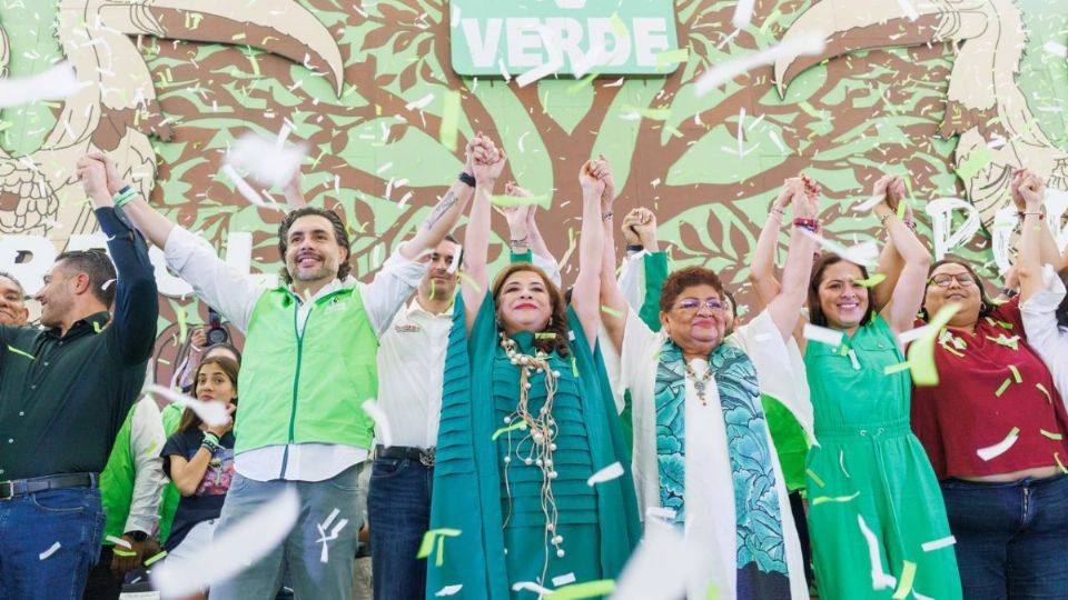 Clara Brugada promete tomar los principios del partido verde