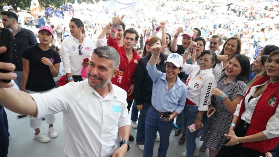 El aspirante panista sostuvo que los días de los gobiernos de cuarta, de mentiras y de muerte, están contados.