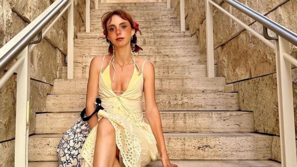 Natalia Téllez se refrescó al estilo citadino debido a la tercera ola de calor que afecta al país.