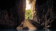 VIDEO: sufre turista traumatismo en brazo y cadera tras caerle enorme roca en Arco del Tiempo en Cintalapa