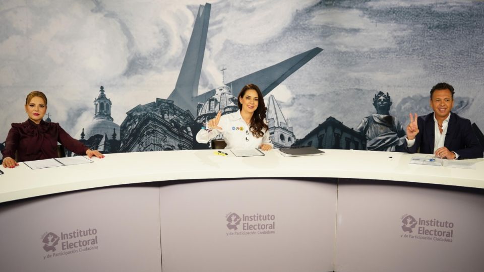 Las candidatas y el candidato a gobernar Jalisco durante el último debate celebrado el domingo 26 de mayo.