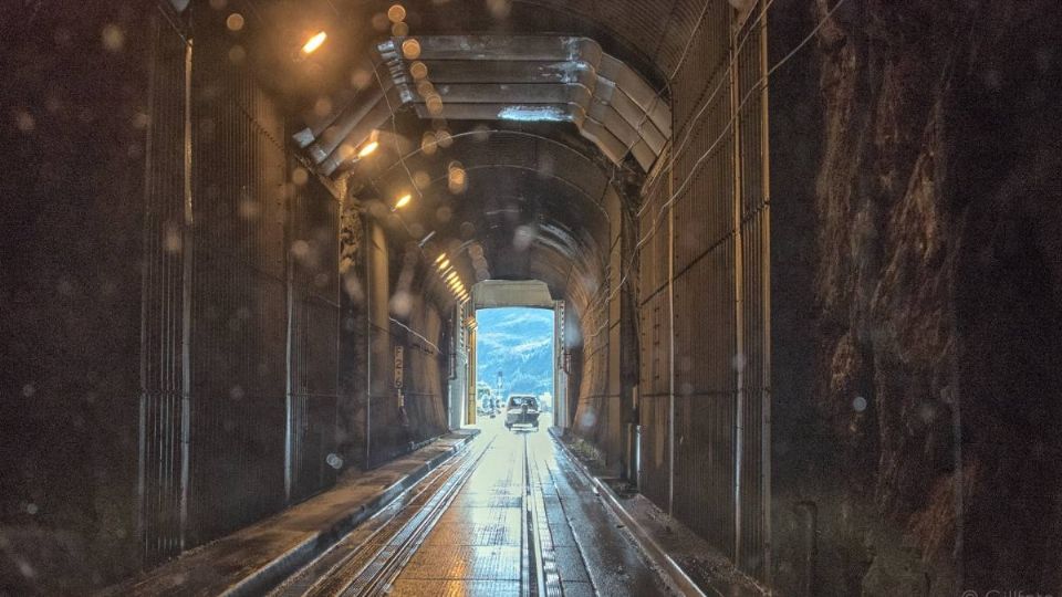 El túnel en el que solo se puede a la ciudad.