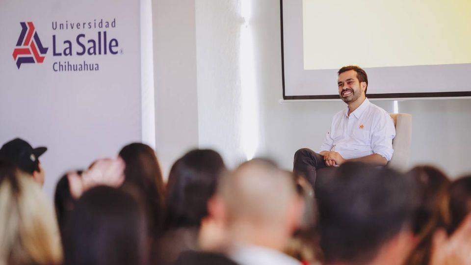 Jorge Álvarez Máynez, en su visita número 47 a una universidad.