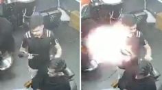 VIDEO: secadora de cabello explota e incendia una barbería, hay 2 muertos