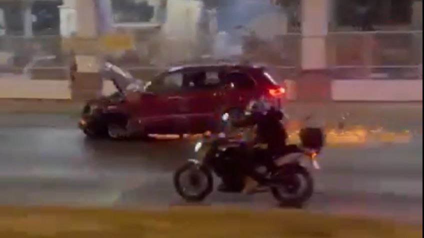 VIDEO: con auto en llamas, desata balacera y se enfrenta a policías en Puerto Vallarta