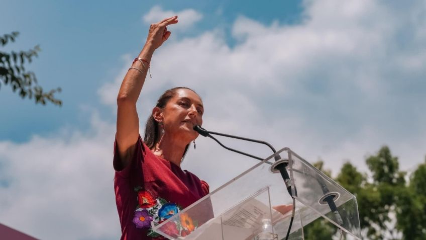 Claudia Sheinbaum es apoyada por colectivos feministas en CDMX