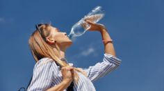 ¿Más de dos litros? Esta es la cantidad de agua que debes tomar al día en la época de calor