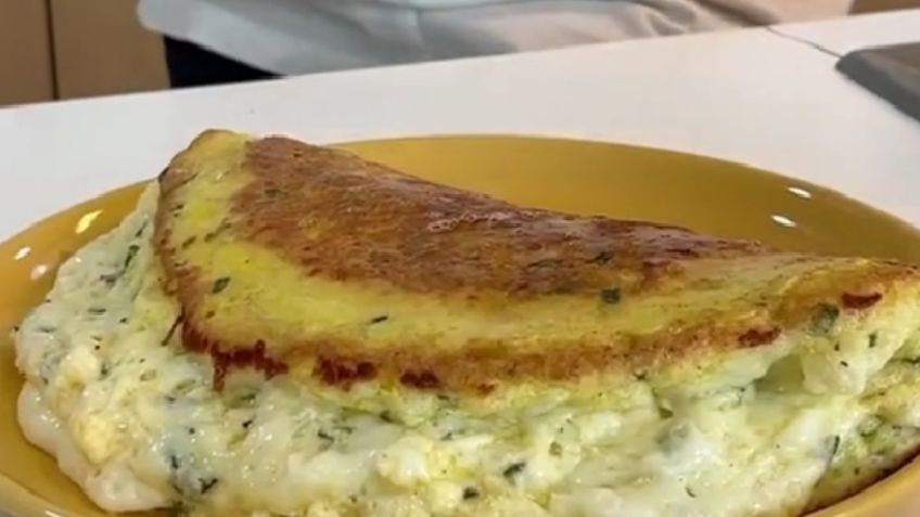 ¿Cómo preparar el omelette esponjoso que se volvió viral en redes?, sigue estos sencillos pasos