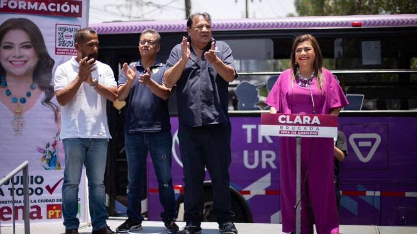 En Cetram Taxqueña se reúne Clara Brugada con transportistas; plantea seguridad social para ellos