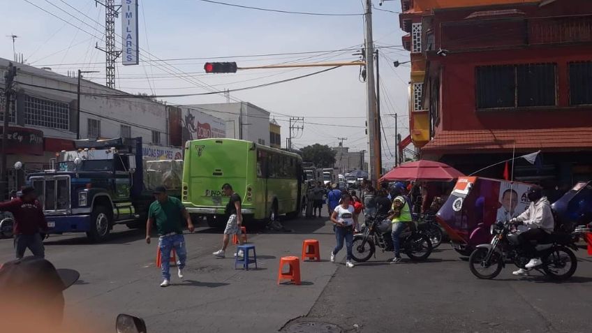 VIDEO: indigna caso de abuelito atropellado por microbús