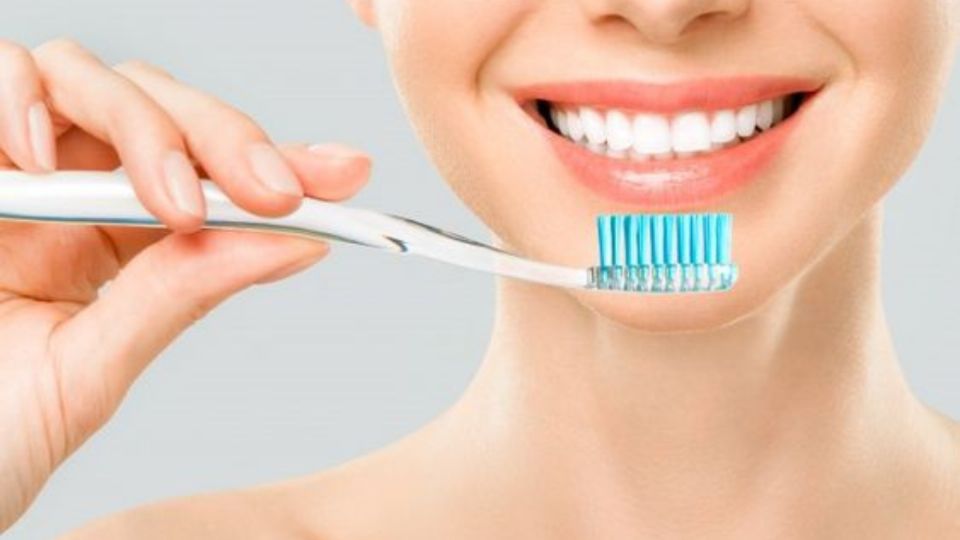 Este es el truco para desinfectar tu cepillo de dientes que muy pocos conocen. Fuente: Pinterest