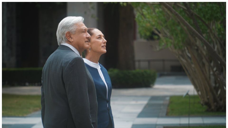 Claudia Sheinbaum, virtual presidenta electa, y Andrés Manuel López Obrador (AMLO), mandatario de México, en su primera reunión del proceso de transición.