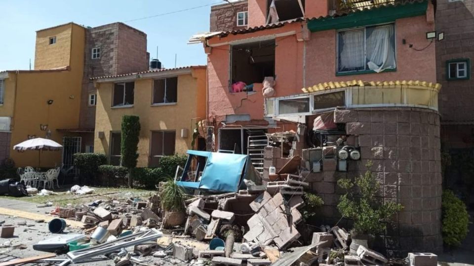 Casa explota en Ixtapaluca