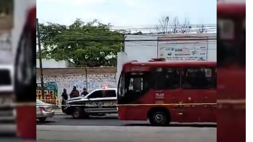 Sujeto usa a mujer como escudo humano para salvarse de ataque directo en Tlaquepaque