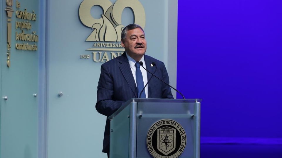 “Las y los alumnos aquí presentes son un orgullo para nuestra Universidad, representan una dedicación constante en el estudio y lo demuestran día a día buscando pertenecer a este grupo de talentos'