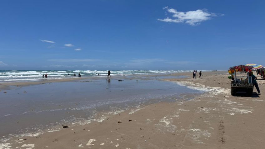 Potencial ciclónico dejará intensas lluvias en el sur de Tamaulipas, el mar comienza a desbordarse 