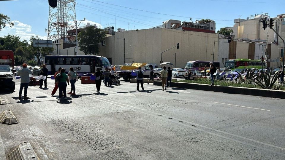 Debido a la protesta, hay afectaciones en la circulación.