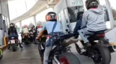 VIDEO: motociclistas llegan en bola a la caseta de Tlalpan y se pasan sin pagar