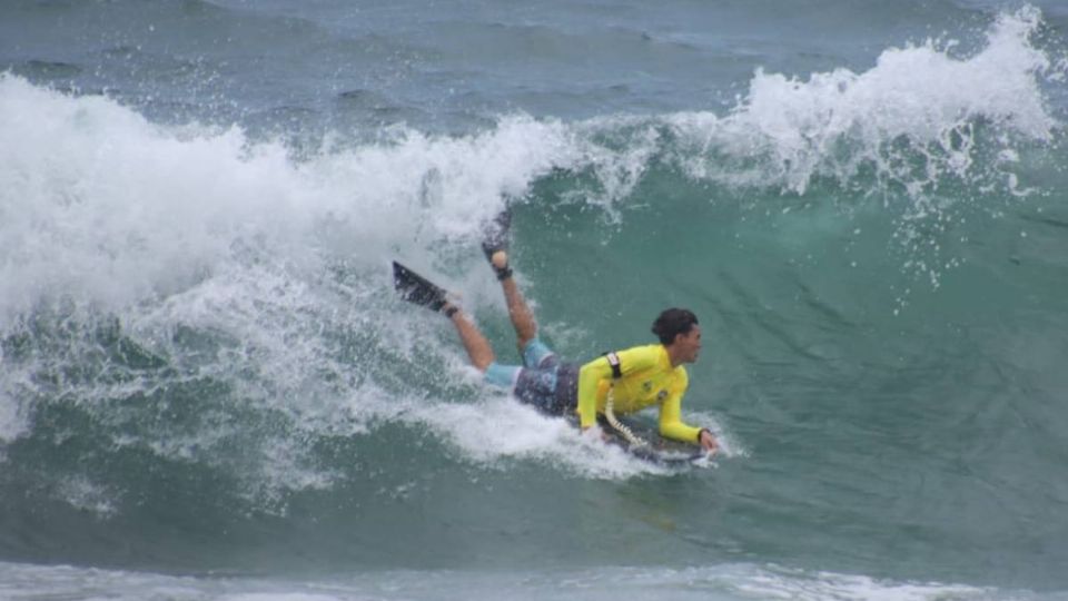 Olas en Manzanillo