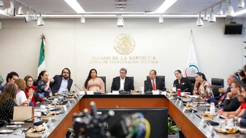 Ricardo Monreal, líder de los senadores morenistas, durante la sesión de la Comisión Permanente.