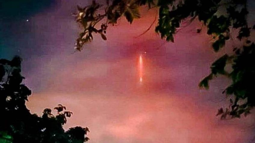 Captan extrañas luces en el cielo de Tampico, usuarios de redes creen que son ovnis: VIDEO