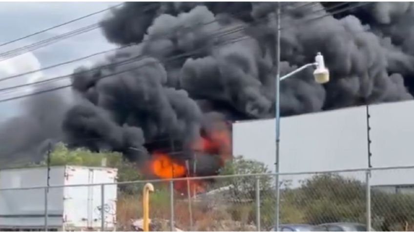 Incendio consume fábrica de lubricantes en el Estado de México: evacúan a más de 200 personas