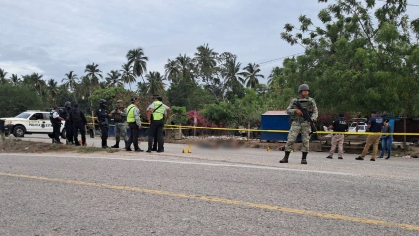 Hallan cinco cuerpos en carretera a Tecpan de Galeana, Guerrero