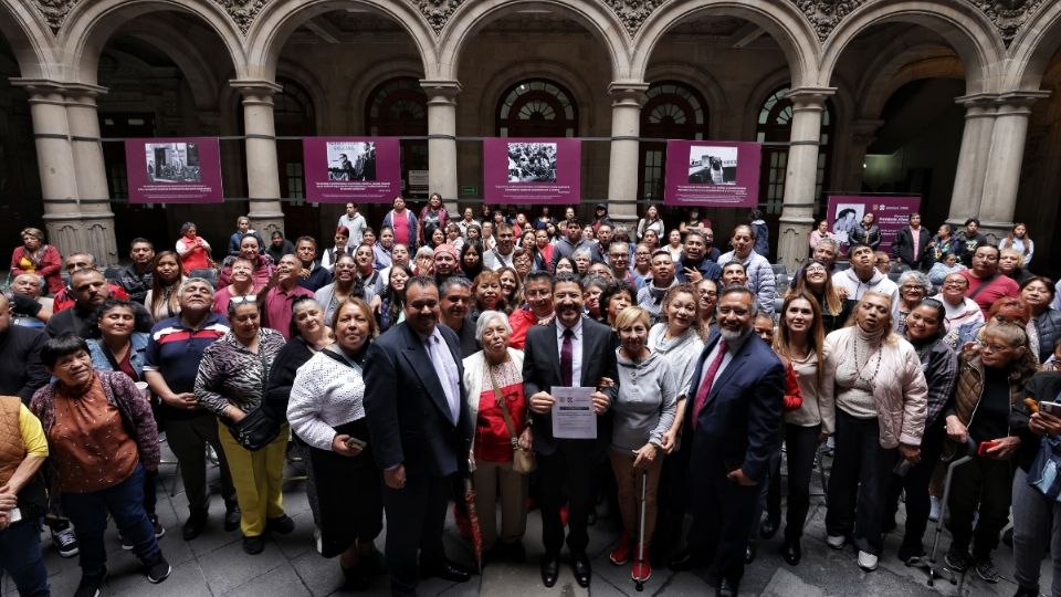 Batres detalló que en la capital hay 478 comedores públicos y comunitarios que brindan comida nutritiva de forma gratuita o a un costo de 11 pesos.