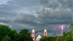 Tormenta eléctrica azota la frontera México-Guatemala