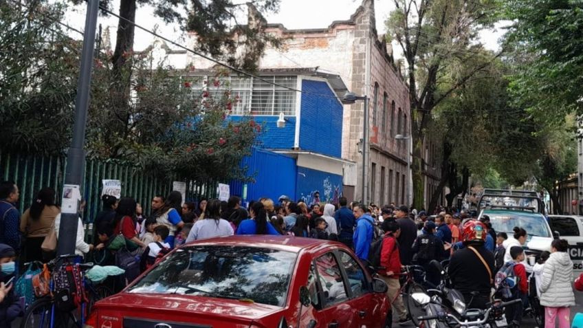 Padres de familia exigen retirar a profesor denunciado por acoso sexual en primaria de Cuauhtémoc